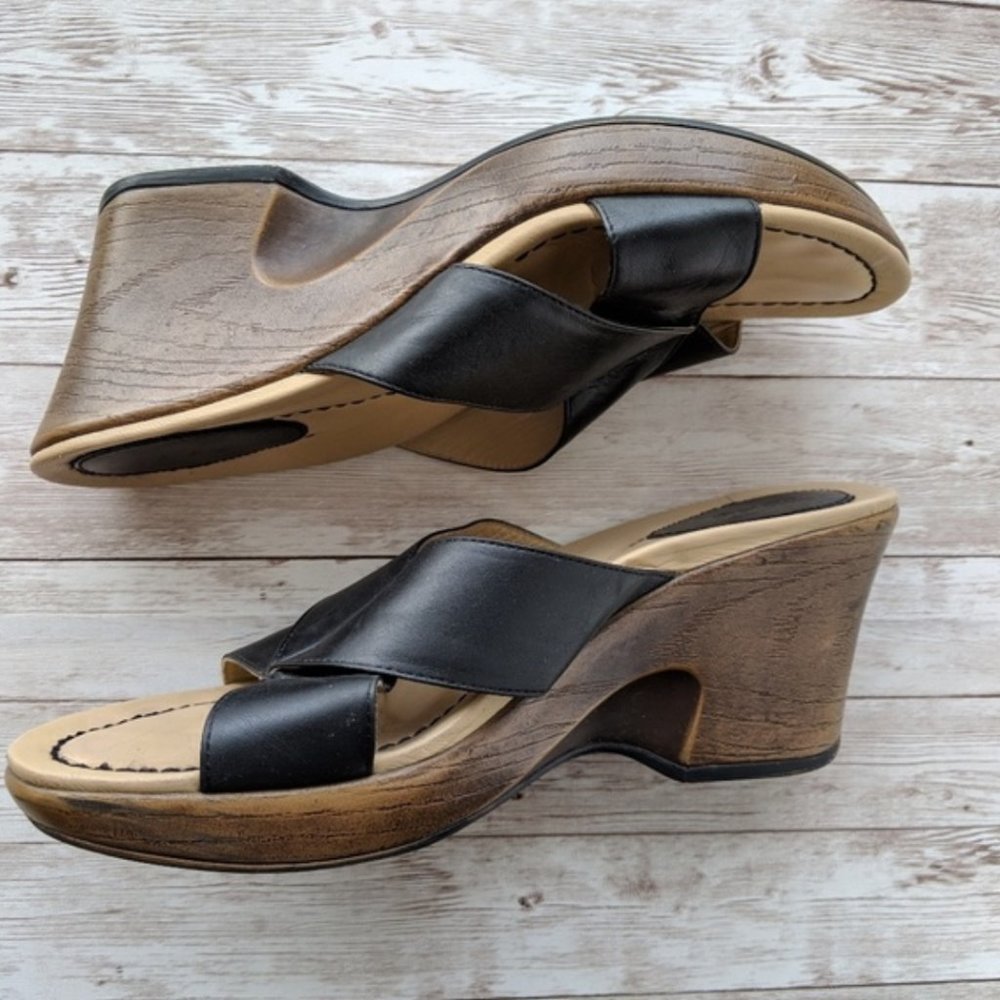 DANSKO Neeci Black Leather Wedge Slip-On Platform Sandals Size 39 (8.5 - 9)